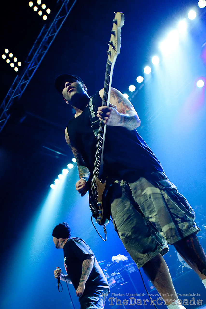 037 Agnostic Front