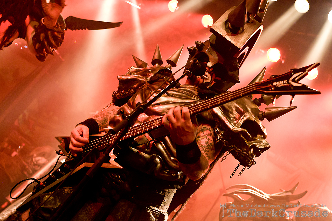 004 Gwar