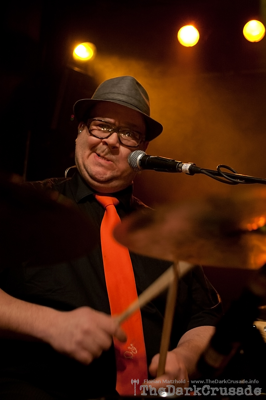 024 Elakelaiset
