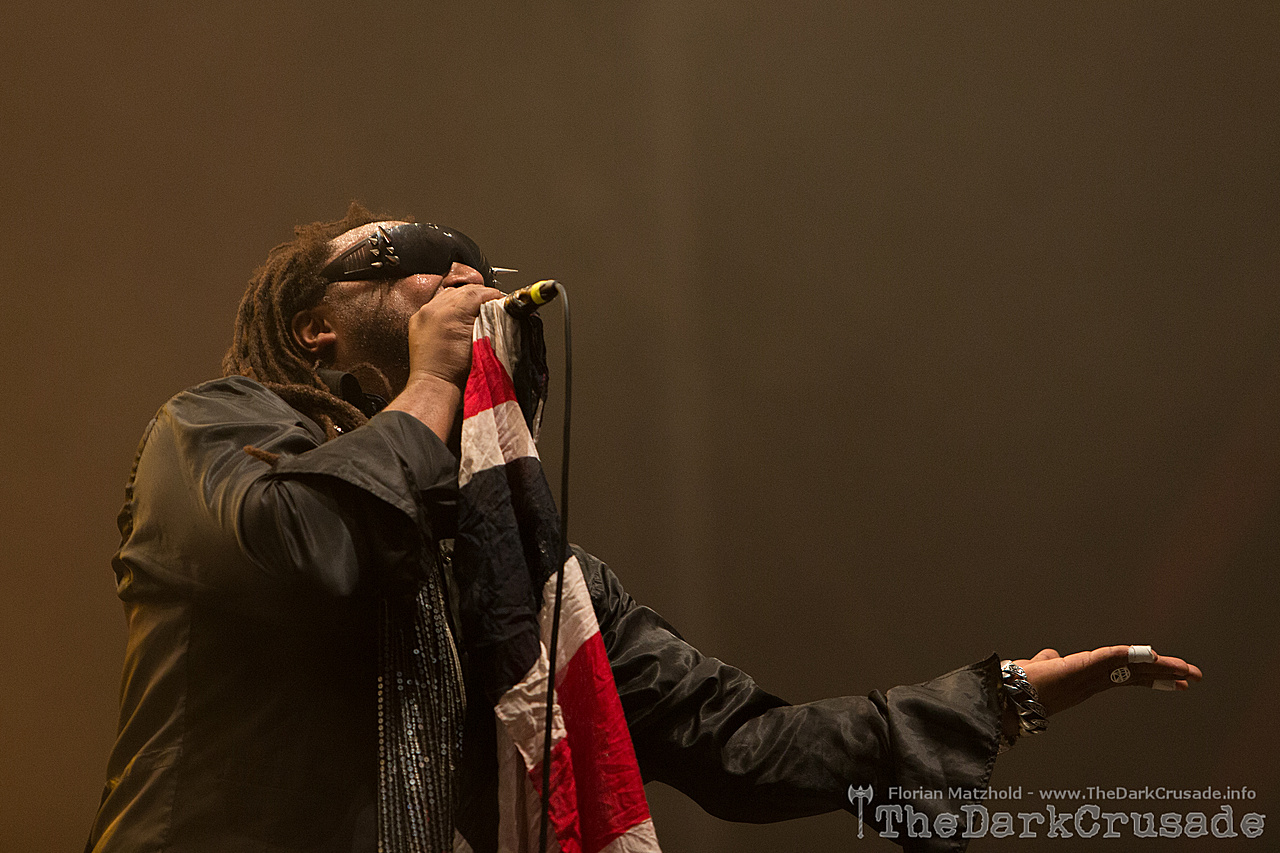 2055 Skindred