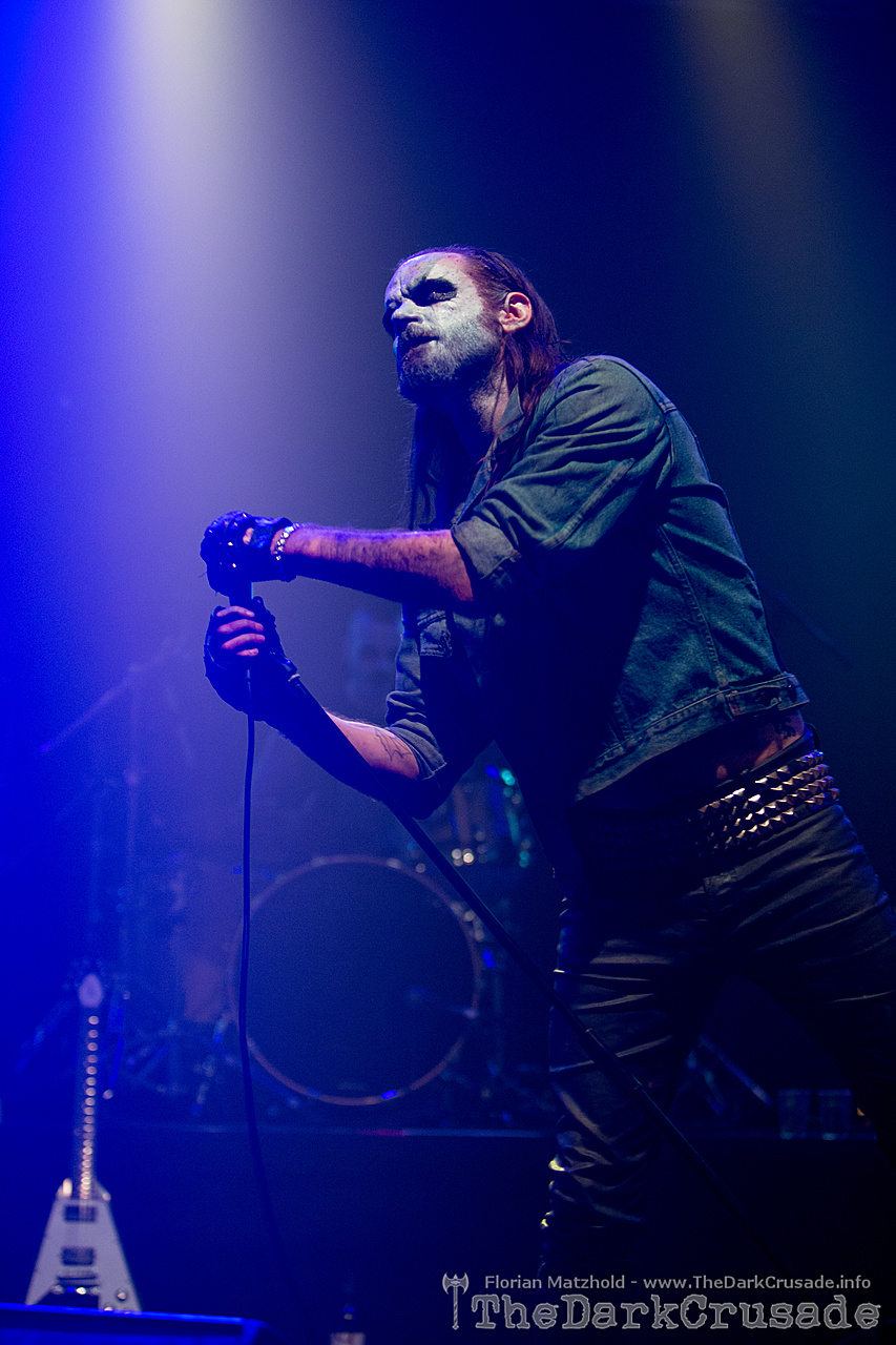 4056 Taake