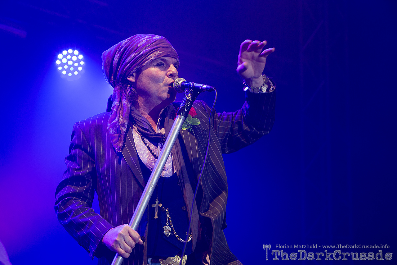 2053 The Quireboys