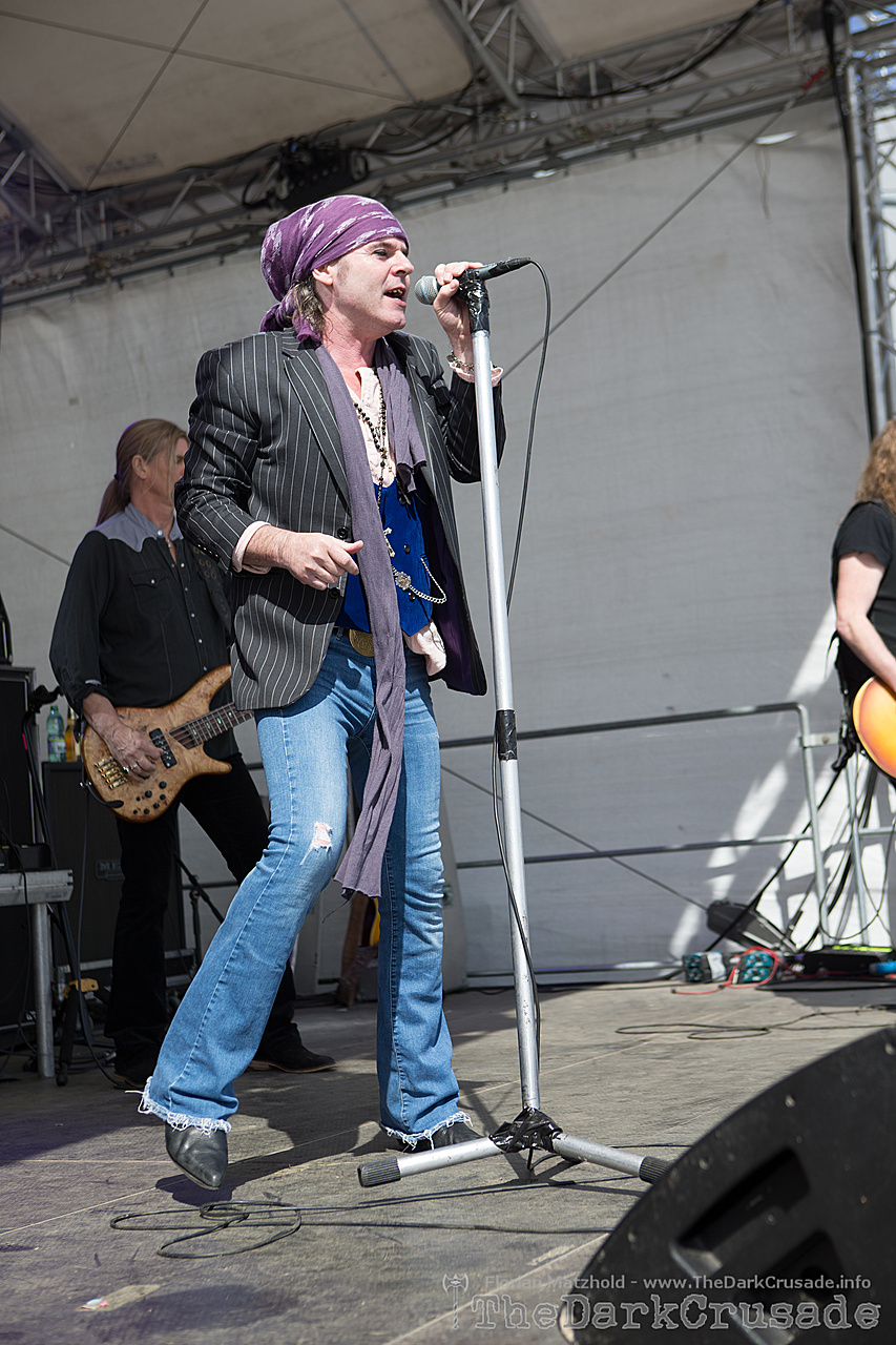 3027 The Quireboys