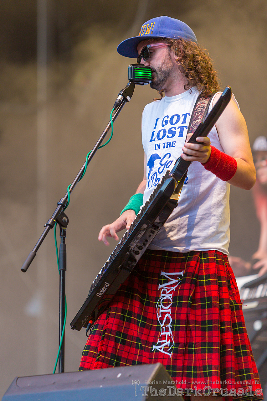 1033 Alestorm